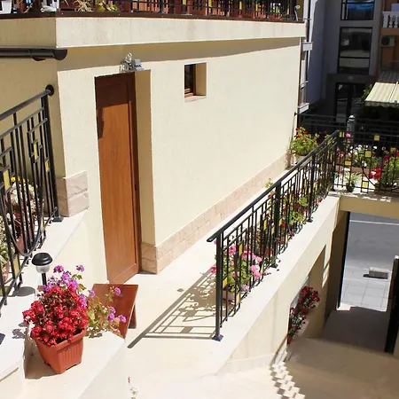 Radik Guest Szozopol